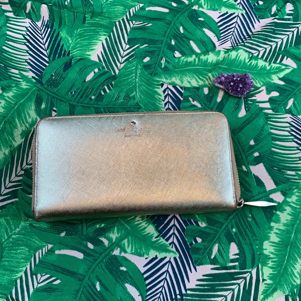 Sold 🛑ᗩᑌTᕼEᑎTIᑕ KᗩTE ᔕᑭᗩᗪE ♠️ Wallet
